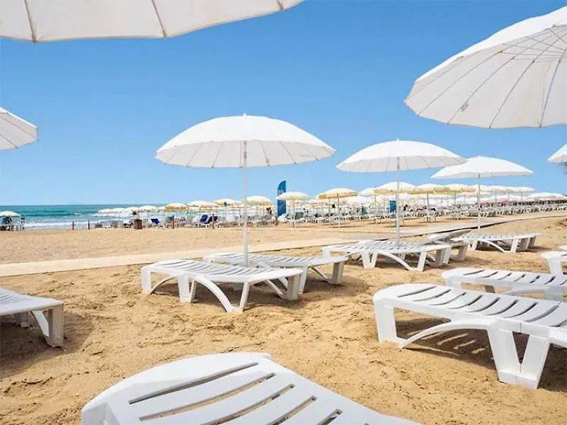 Casa Vacanze Ippari & Oanis Βίλα Ραγκούσα 0*,  Ιταλία